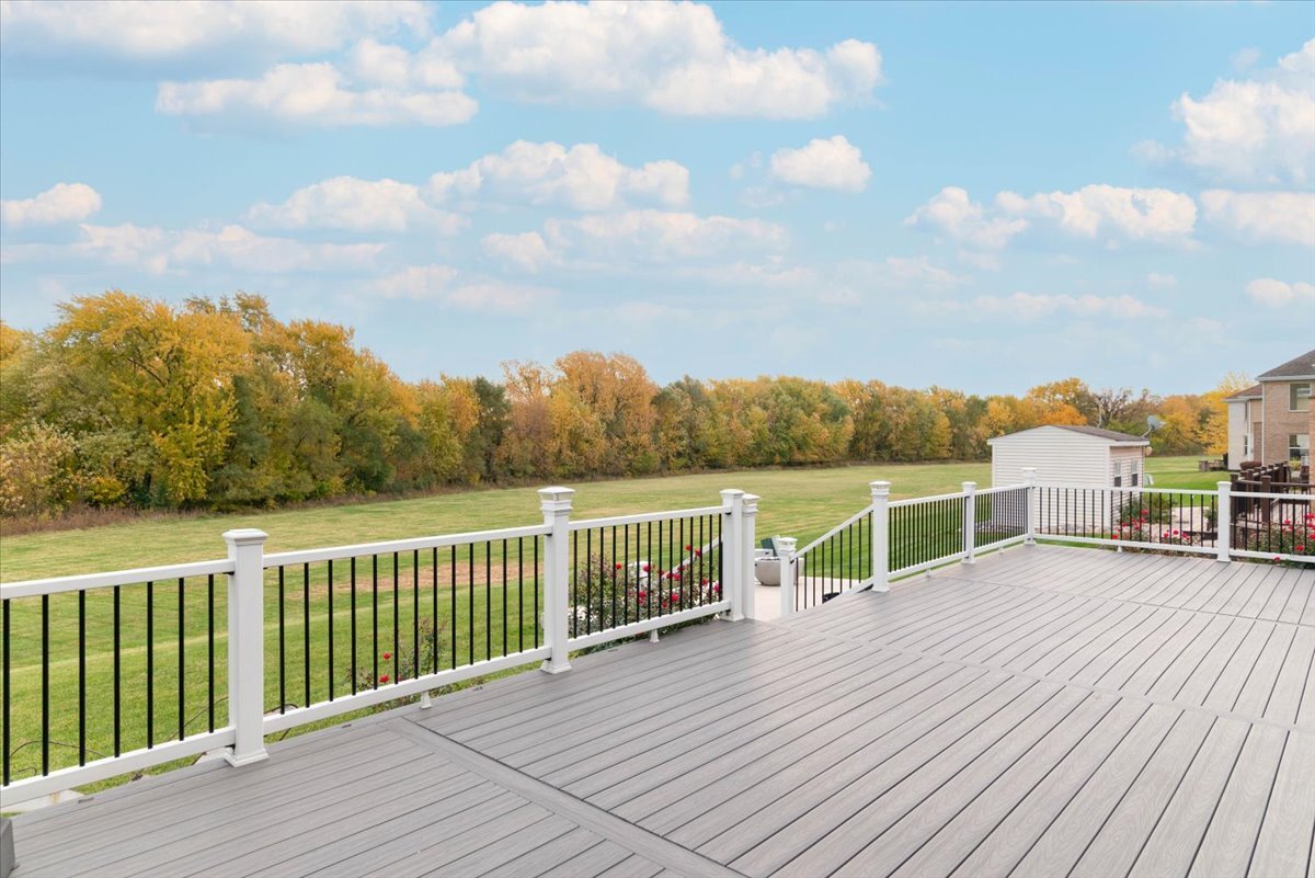 38 E Grandview Drive