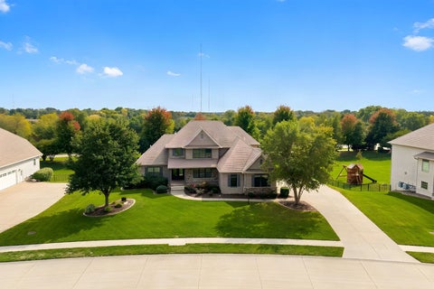 Tiny photo for 3934 Grayhawk Court, Bettendorf, IA 52722 (MLS # 12784041)