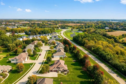 Tiny photo for 3934 Grayhawk Court, Bettendorf, IA 52722 (MLS # 12784041)