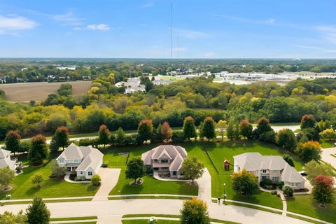 Tiny photo for 3934 Grayhawk Court, Bettendorf, IA 52722 (MLS # 12784041)