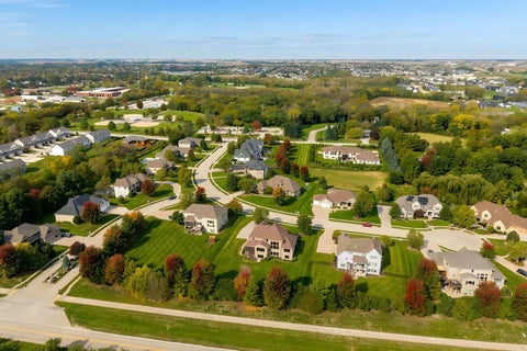 Tiny photo for 3934 Grayhawk Court, Bettendorf, IA 52722 (MLS # 12784041)