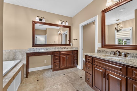 Tiny photo for 3934 Grayhawk Court, Bettendorf, IA 52722 (MLS # 12784041)