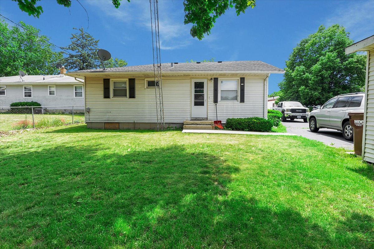 709 W Mckinley Street