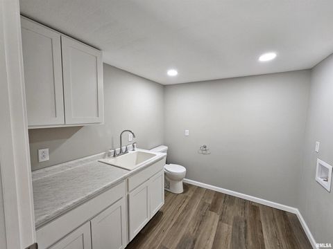 Tiny photo for 16530 E FAIRFIELD Road, Mt Vernon, IL 62864 (MLS # EB459128)