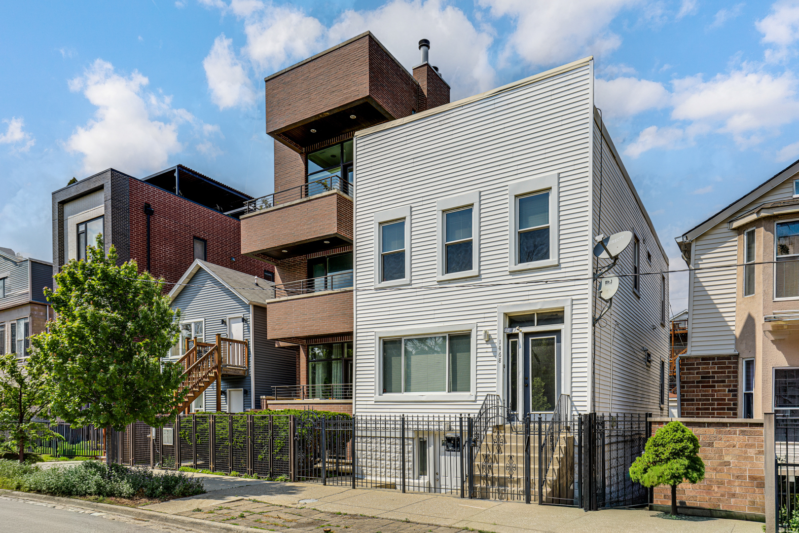 1468 W Ohio Street