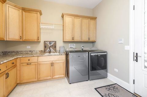 Tiny photo for 616 Driftwood Court, Naperville, IL 60540 (MLS # 12617601)