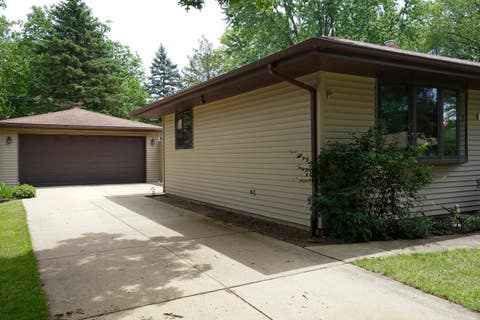 Tiny photo for 2404 Winnetka Drive, Rockford, IL 61108 (MLS # 12678638)