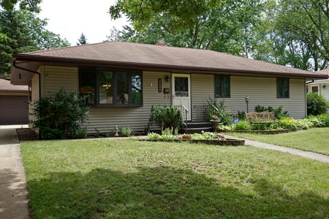 Photo of 2404 Winnetka Drive, Rockford, IL 61108 (MLS # 12678638)