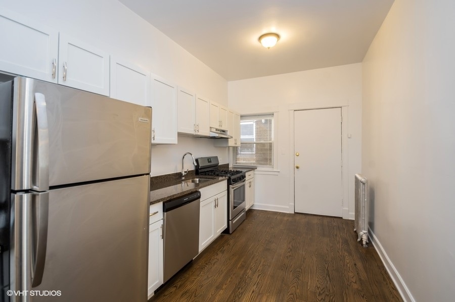 1530 W Wilson Avenue 2
