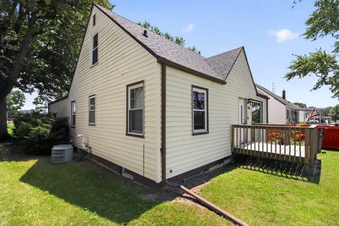 Tiny photo for 916 N Sangamon Avenue, Gibson City, IL 60936 (MLS # 12705527)