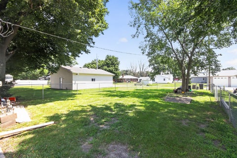 Tiny photo for 916 N Sangamon Avenue, Gibson City, IL 60936 (MLS # 12705527)