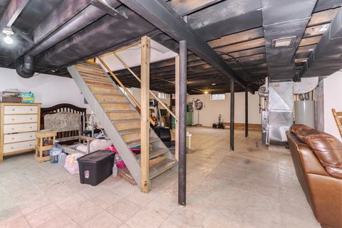 Tiny photo for 1903 Croxton Avenue, Bloomington, IL 61701 (MLS # 12610897)