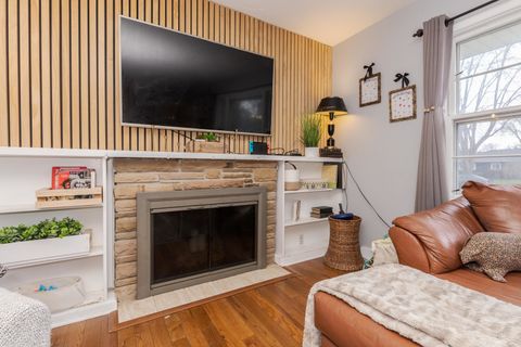 Tiny photo for 1903 Croxton Avenue, Bloomington, IL 61701 (MLS # 12610897)