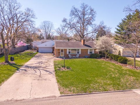 Tiny photo for 1903 Croxton Avenue, Bloomington, IL 61701 (MLS # 12610897)