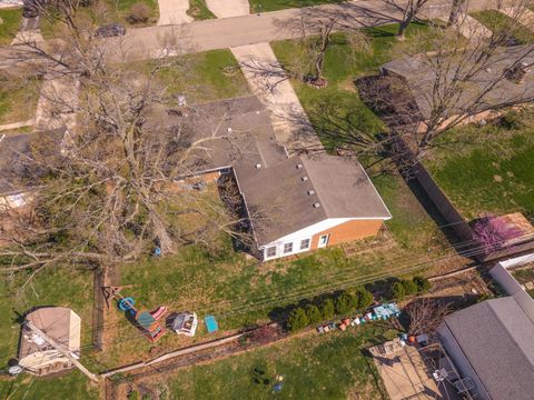 Tiny photo for 1903 Croxton Avenue, Bloomington, IL 61701 (MLS # 12610897)