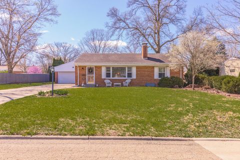 Tiny photo for 1903 Croxton Avenue, Bloomington, IL 61701 (MLS # 12610897)