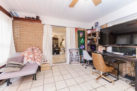 Tiny photo for 1903 Croxton Avenue, Bloomington, IL 61701 (MLS # 12610897)