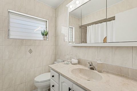 Tiny photo for 1515 E Oakton Street, Arlington Heights, IL 60004 (MLS # 12588258)