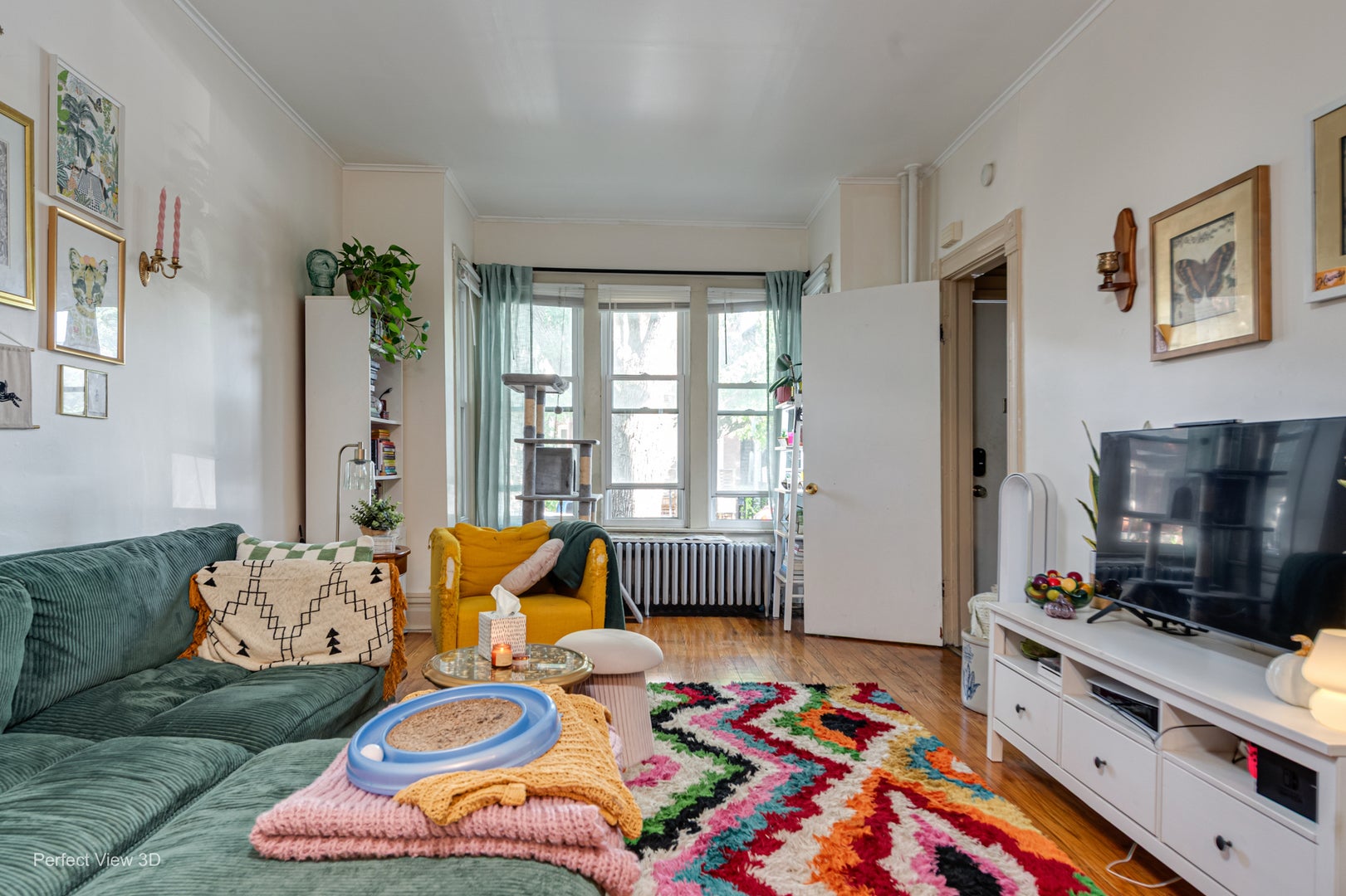 1644 N Mozart Streets