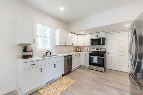 Tiny photo for 615 Prospect Street, DeKalb, IL 60115 (MLS # 12508950)