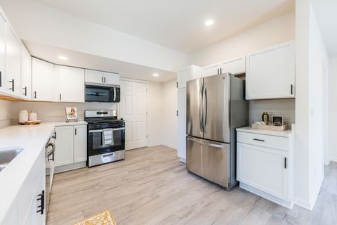 Tiny photo for 615 Prospect Street, DeKalb, IL 60115 (MLS # 12508950)