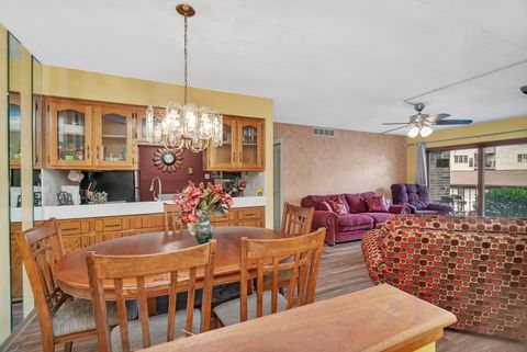 Tiny photo for 10528 Ridge Cove Drive #11A, Chicago Ridge, IL 60415 (MLS # 12490786)