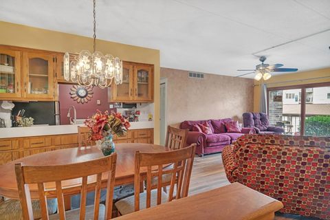 Tiny photo for 10528 Ridge Cove Drive #11A, Chicago Ridge, IL 60415 (MLS # 12490786)