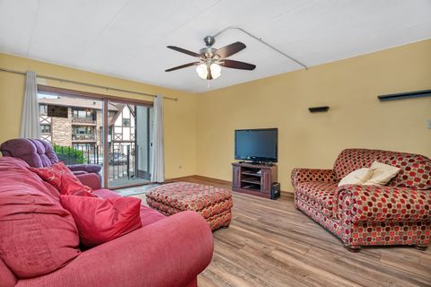 Tiny photo for 10528 Ridge Cove Drive #11A, Chicago Ridge, IL 60415 (MLS # 12490786)