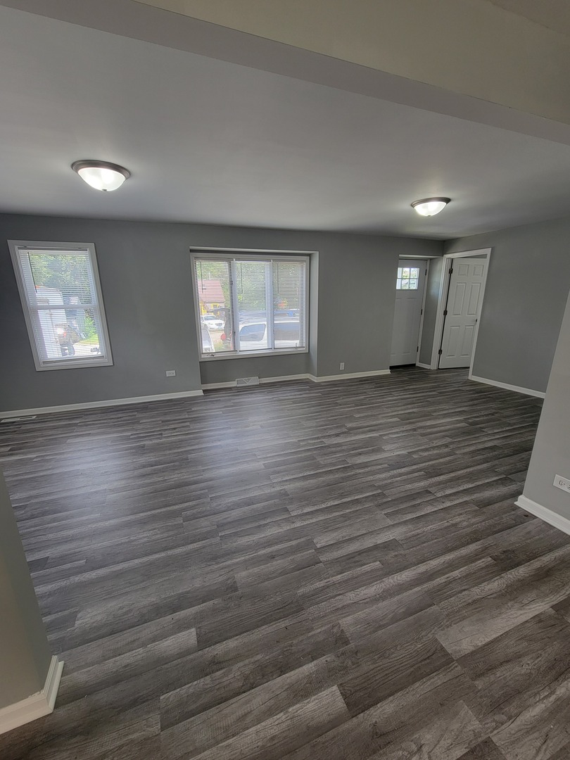 7607 Center Drive