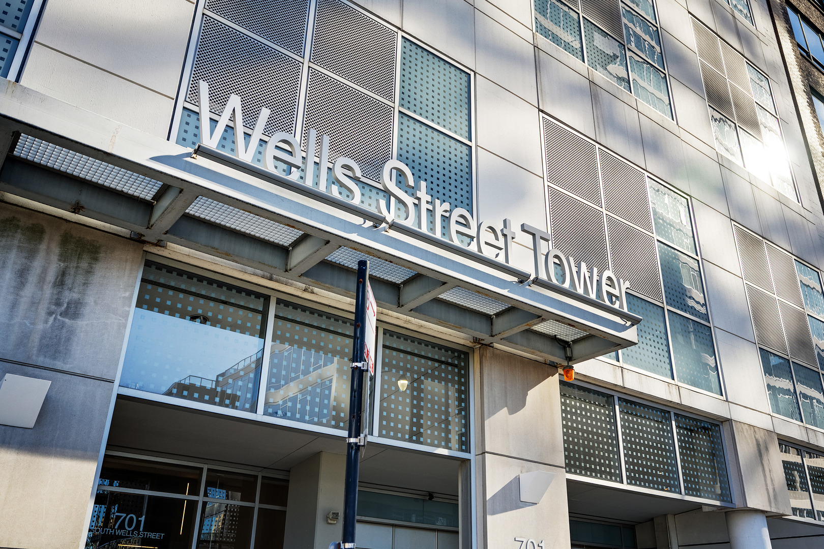 701 S Wells Street 3006