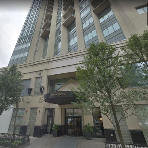 111 W MAPLE Street 1309 Chicago IL 60610