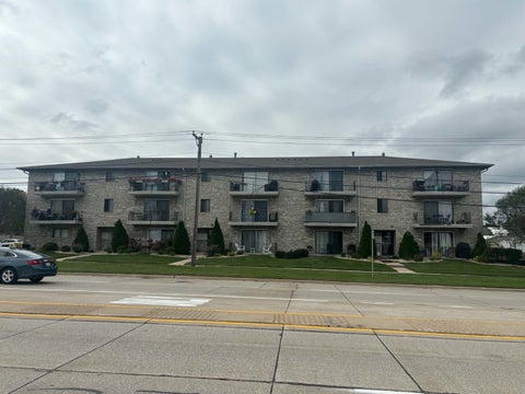 Photo of 10936 S Central Avenue #3B, Chicago Ridge, IL 60415 (MLS # 12786462)
