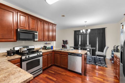 Tiny photo for 302 Cress Creek Trail, Poplar Grove, IL 61065 (MLS # 12608238)