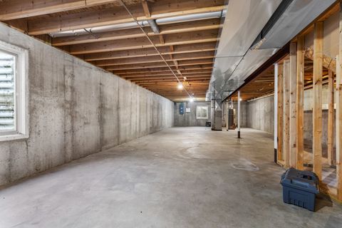 Tiny photo for 302 Cress Creek Trail, Poplar Grove, IL 61065 (MLS # 12608238)