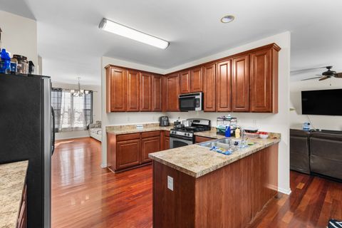 Tiny photo for 302 Cress Creek Trail, Poplar Grove, IL 61065 (MLS # 12608238)