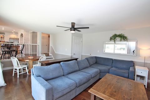 Tiny photo for 21929 N Farthingdale Court, Deer Park, IL 60010 (MLS # 12602096)