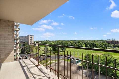 Tiny photo for 6933 N Kedzie Avenue #803, Chicago, IL 60645 (MLS # 12741379)