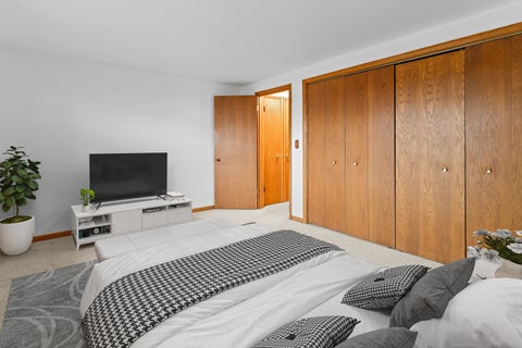 Tiny photo for 5440 W Windsor Avenue #3A, Chicago, IL 60630 (MLS # 12708502)