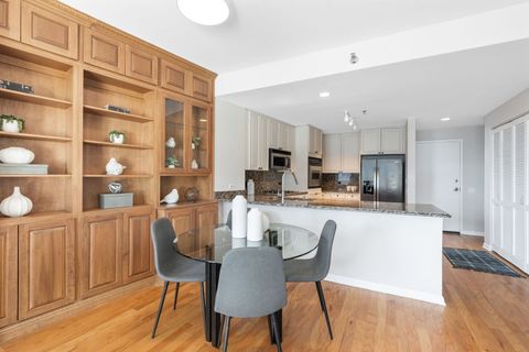 Tiny photo for 1515 S Prairie Avenue #508, Chicago, IL 60605 (MLS # 12508164)
