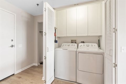 Tiny photo for 1515 S Prairie Avenue #508, Chicago, IL 60605 (MLS # 12508164)