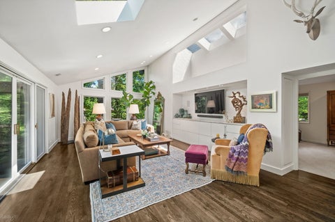 Tiny photo for 677 Driftwood Lane, Northbrook, IL 60062 (MLS # 12739951)