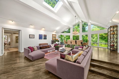 Tiny photo for 677 Driftwood Lane, Northbrook, IL 60062 (MLS # 12739951)