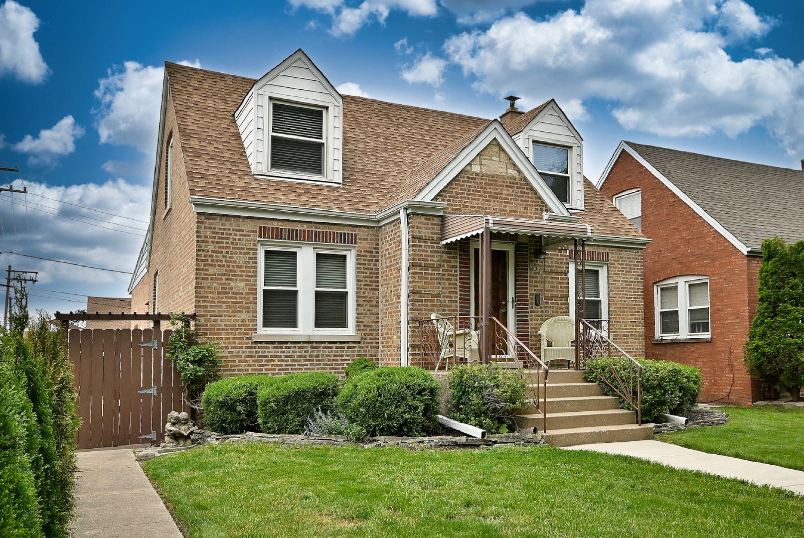 1620 N 73rd Court