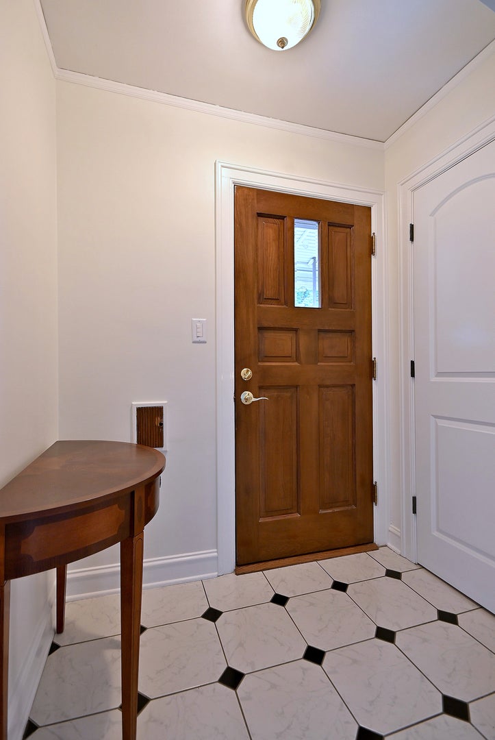 1620 N 73rd Court