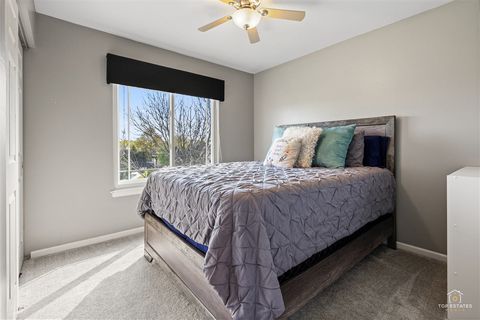 Tiny photo for 309 N Southport Road, Mundelein, IL 60060 (MLS # 12629850)