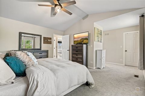 Tiny photo for 309 N Southport Road, Mundelein, IL 60060 (MLS # 12629850)