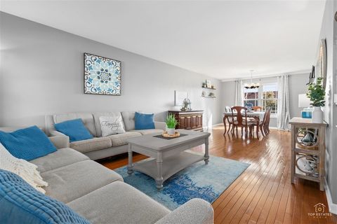 Tiny photo for 309 N Southport Road, Mundelein, IL 60060 (MLS # 12629850)