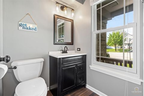 Tiny photo for 309 N Southport Road, Mundelein, IL 60060 (MLS # 12629850)