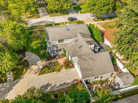 A home in Downers Grove