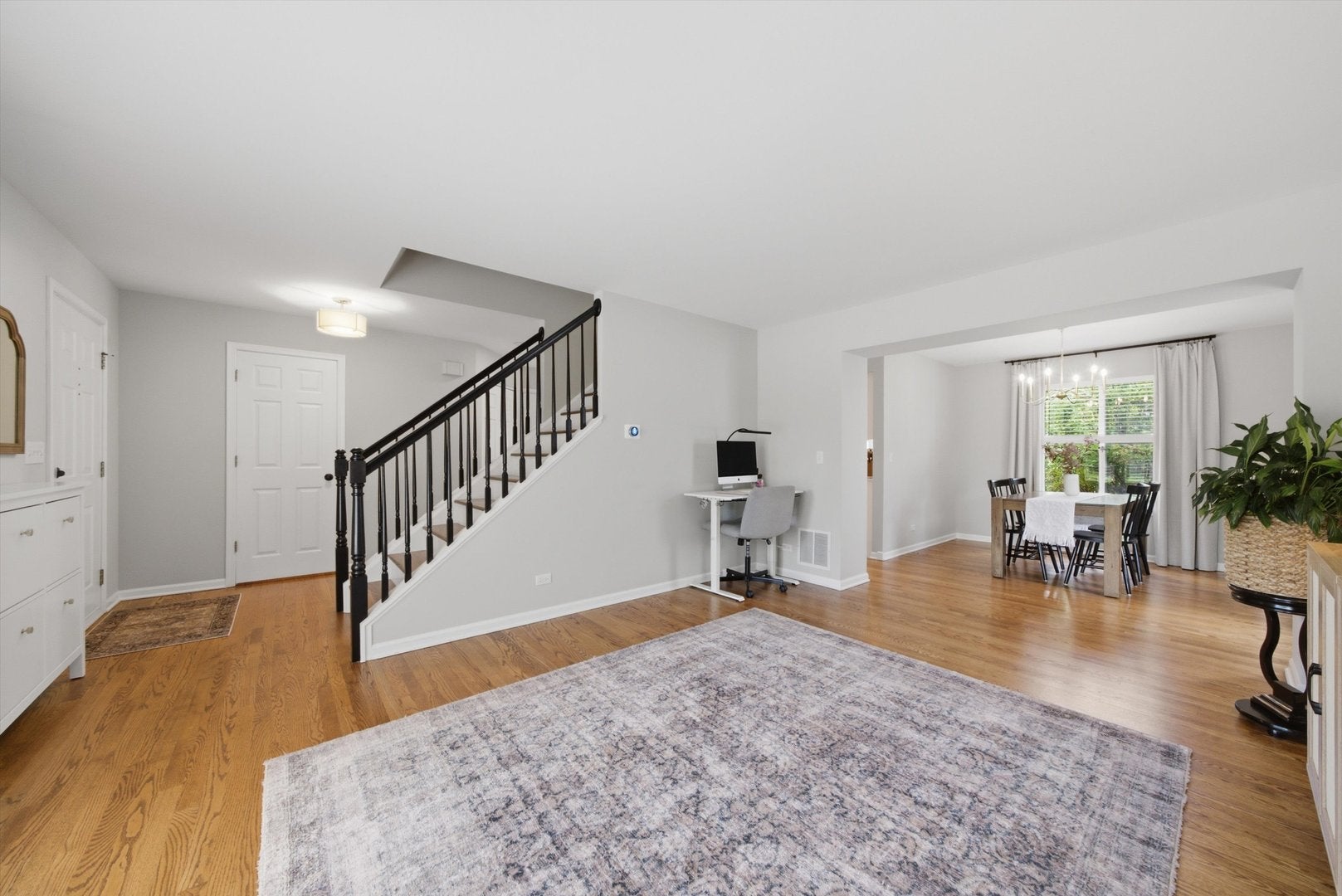 3984 HEINZ Drive